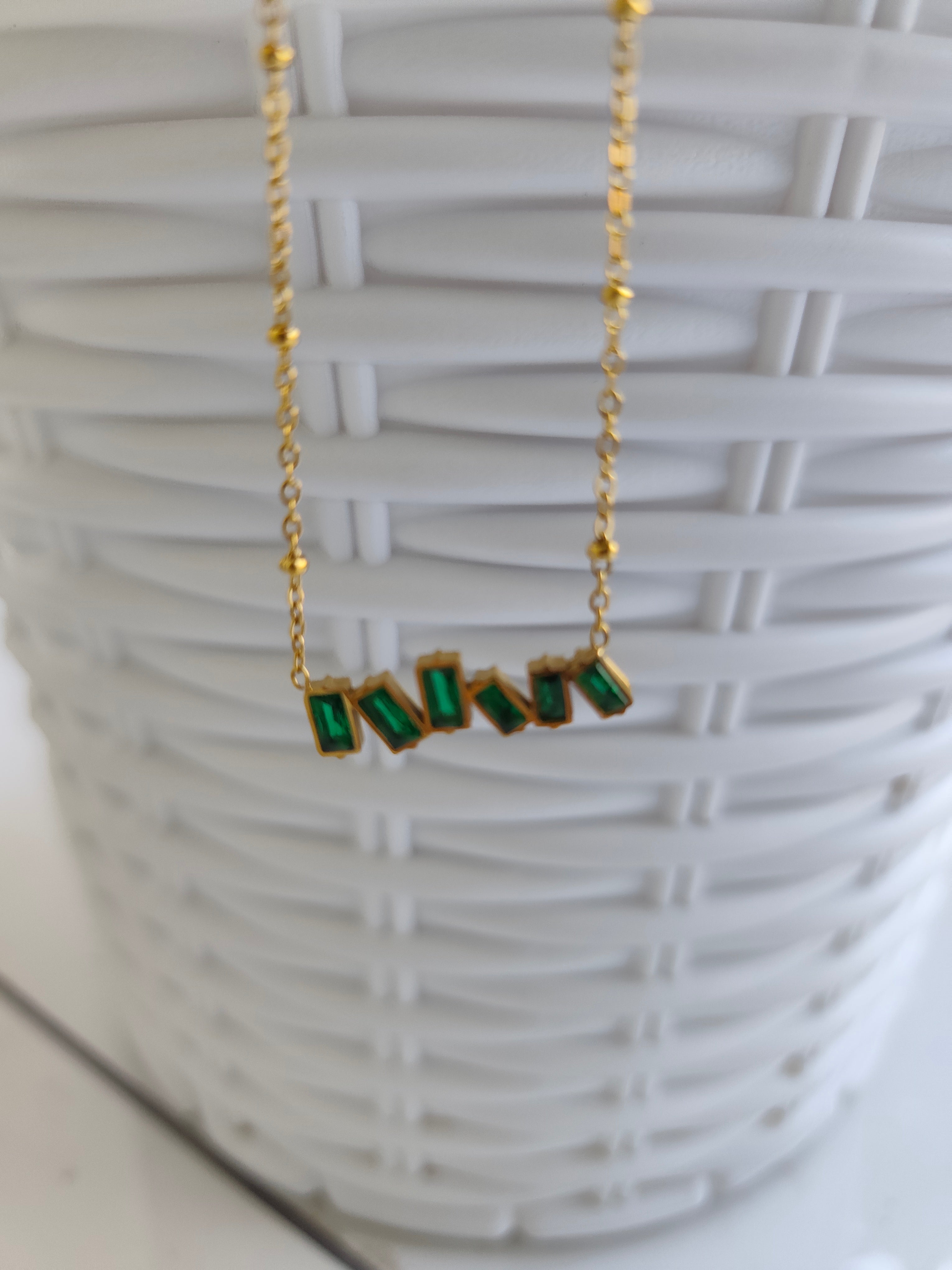 Antiturnish chain