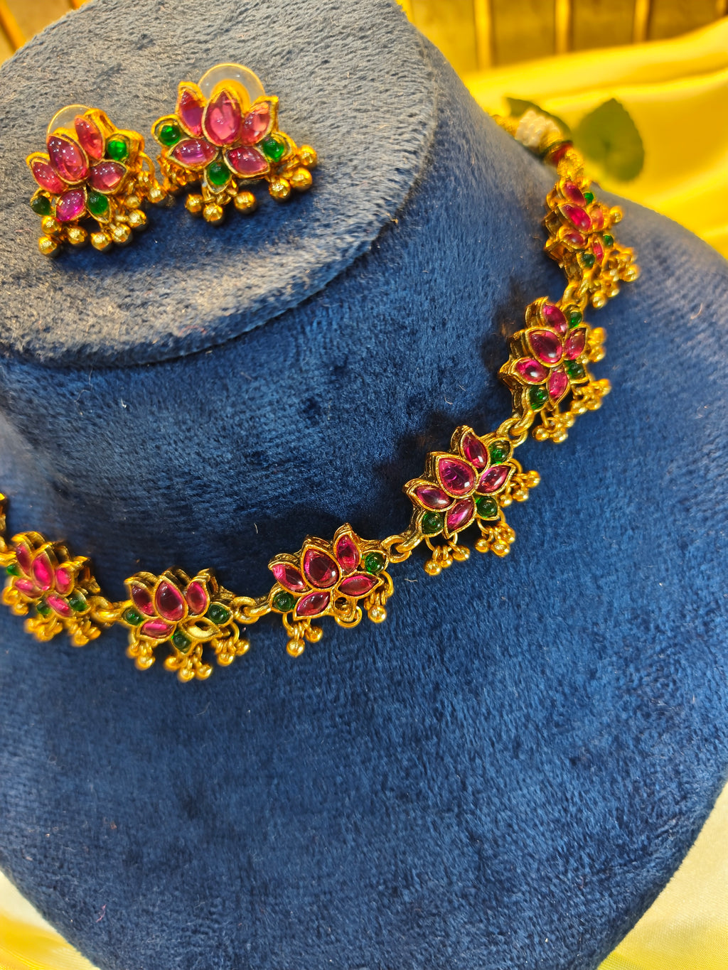 Lotus necklace
