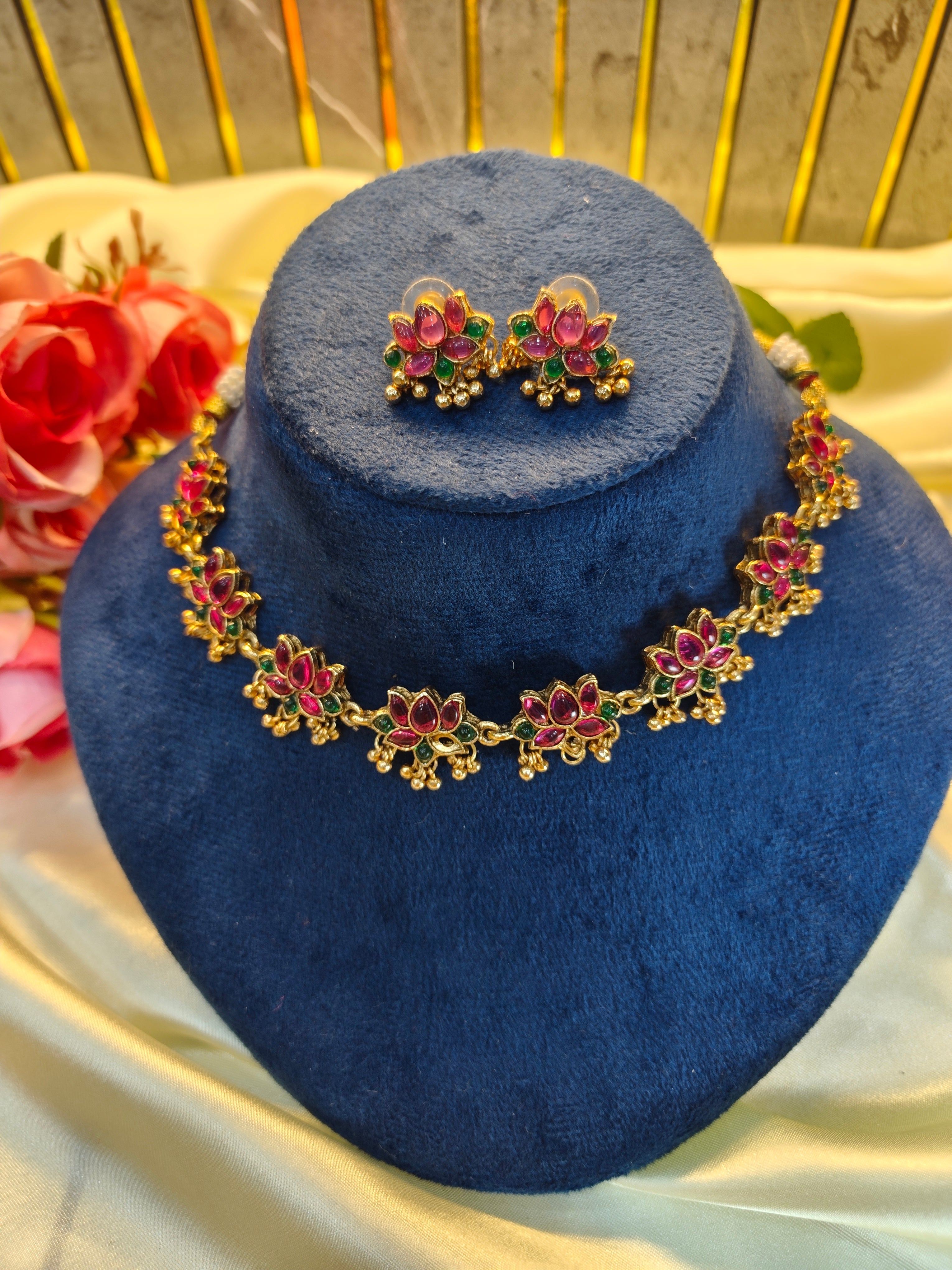 Lotus necklace